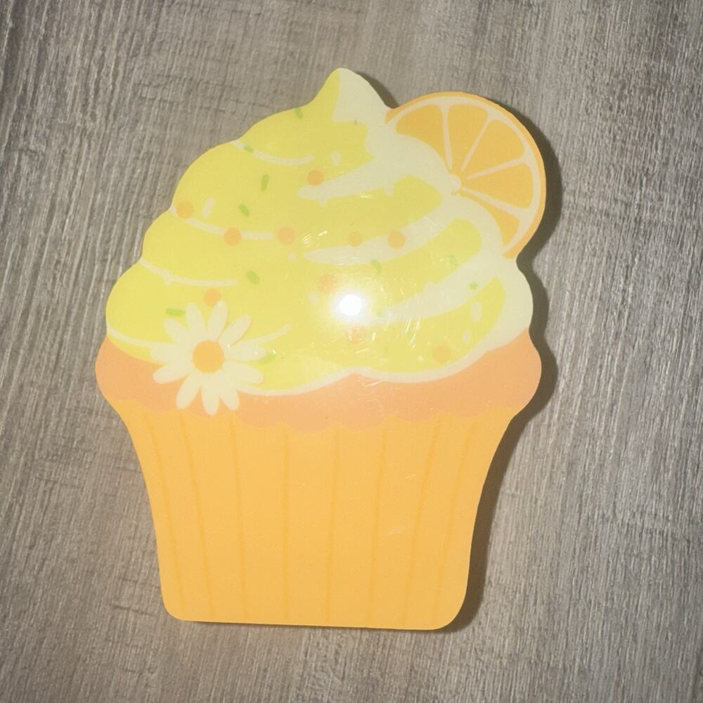 NWT Hobby Lobby Spring Shop Lemon Cupcake Mini Decor Sign Yellow Orange MDF